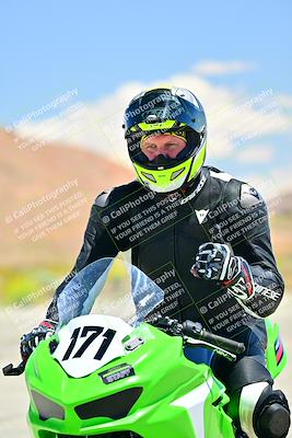 media/May-10-2024-2WTD (Fri) [[c88d7990af]]/Group B/Session 4-Gridshots/